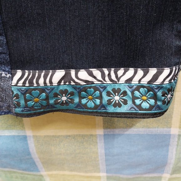 2480 Jeaniemade Size 12 Bandolino Madie Upcycled Bell-Bottoms Jeans. - Picture 2 of 5